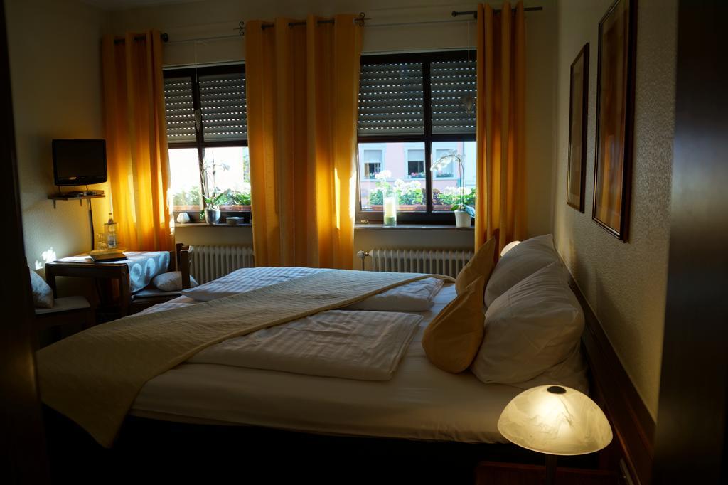 Hotel Restaurant Zunftstube Saarburg Cameră foto
